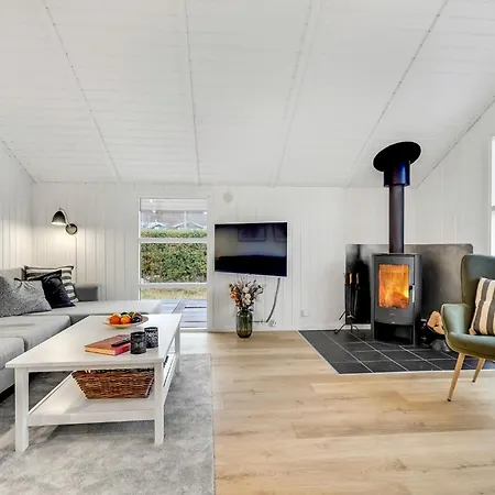 3 Bedroom Awesome In V Esbjerg