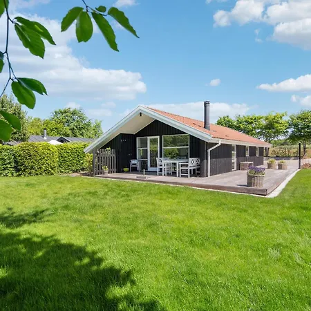 Vakantiehuis 3 Bedroom Awesome In V Esbjerg