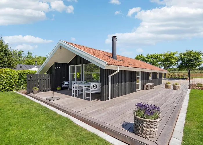 3 Bedroom Awesome In V بيت للعطل *